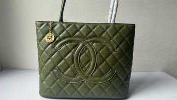 CHANEL Classic Revival of Classic Style Vintagep