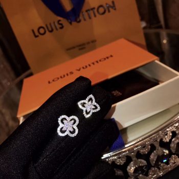 New LV Asymmetric Earrings